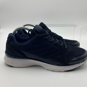 Men's Black Athletic Shoes